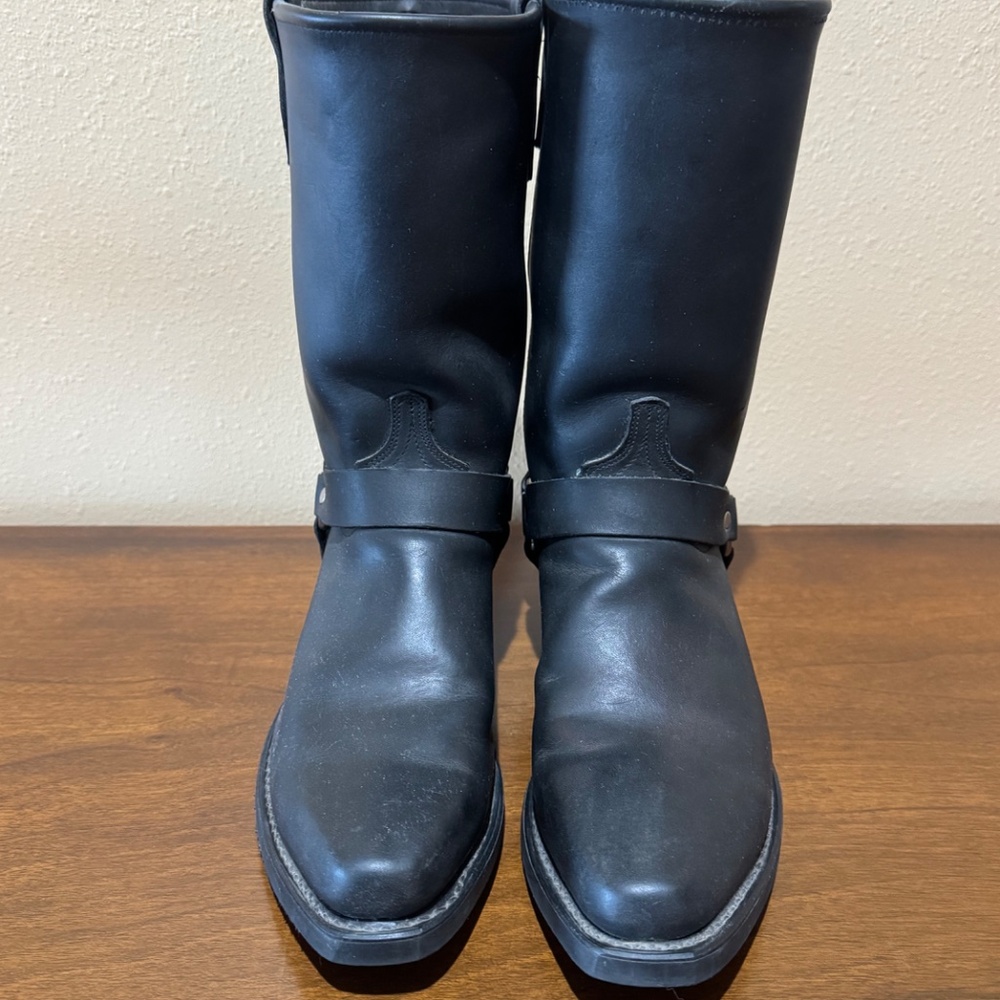 Womens Black Leather Motorcycle Boots Size 10 - Picture 2 of 5